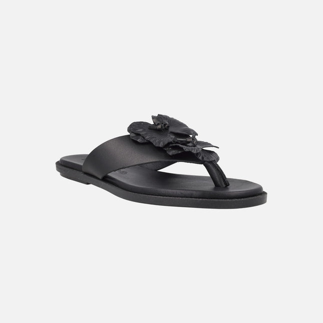 Bari flat sandals in black leather