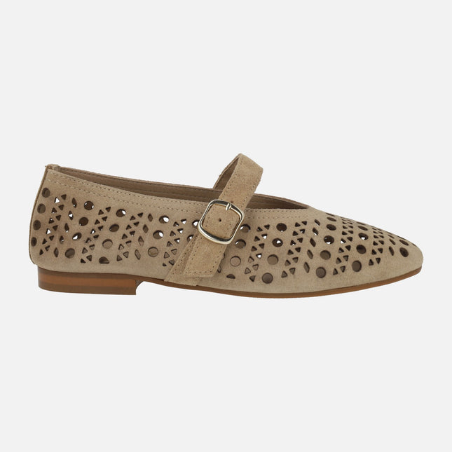 Mary jane ballerinas with die-cuts and bracelet