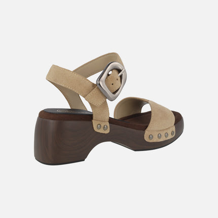 Sandalias de piel con pulsera al tobillo y tachas modelo Inca