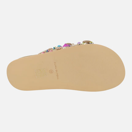 Sandalias de ante color beige con hebillas y fantasía multicolor