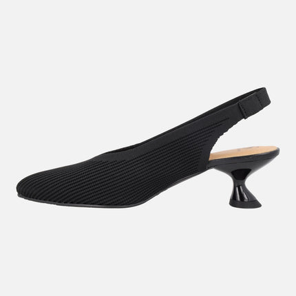 Zapatos corte salón destalonados con escote pico