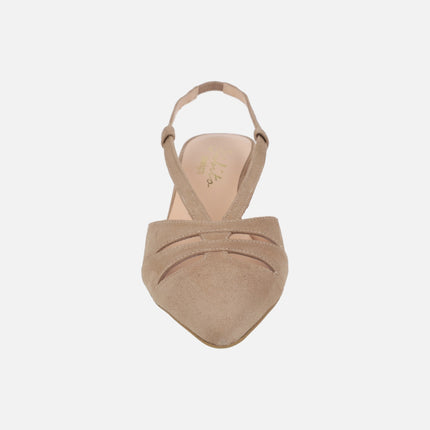 Zapatos corte salón destalonados en ante nude