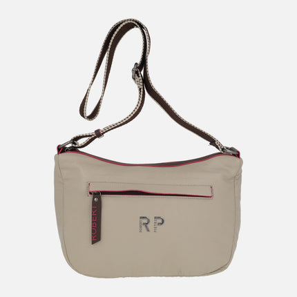 Shoulder bags with adjustable handle and fuchsia details