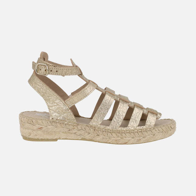 Zapatillas de esparto estilo romanas Mikonos en piel metalizada oro