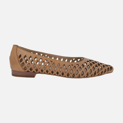 Leather ballerinas with openwork and sharp toe