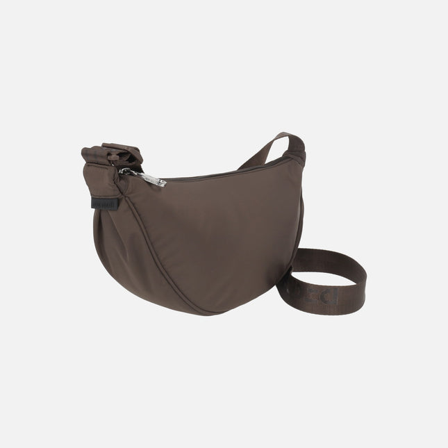 Plain half-moon crossbody style bags