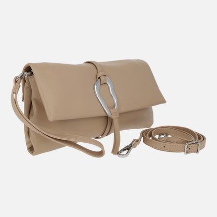 Carteras de mano efecto piel con bandolera incluída
