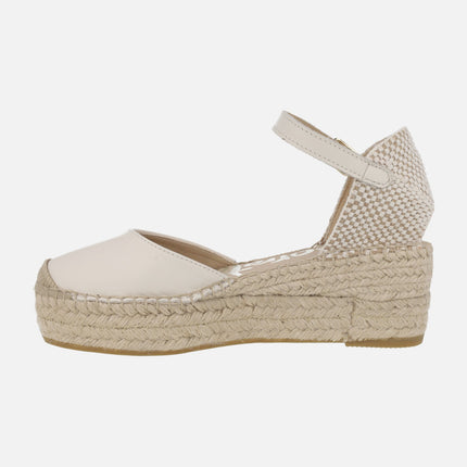 Zapatillas de esparto en piel con pulsera y plataforma