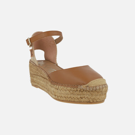 Zapatillas de esparto en piel con pulsera y plataforma