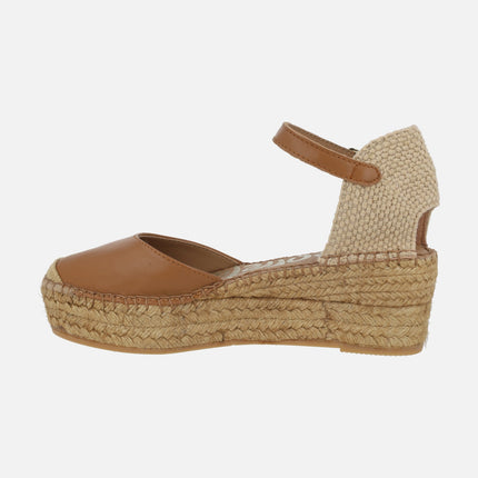 Zapatillas de esparto en piel con pulsera y plataforma