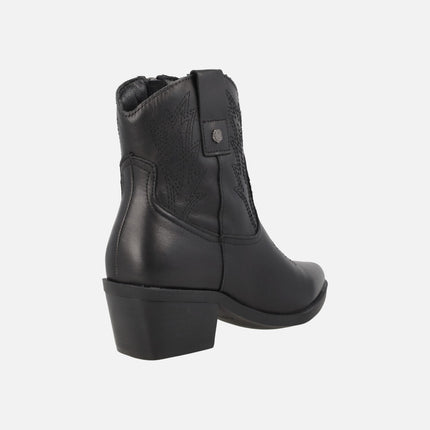 Cowboy-style leather ankle boots with embroidery detail