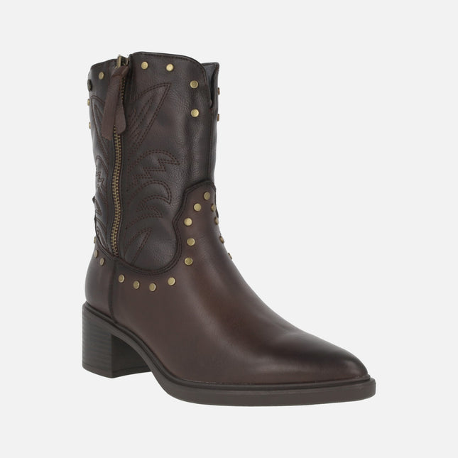 Low cowboy-style leather boots with studs and embroidery