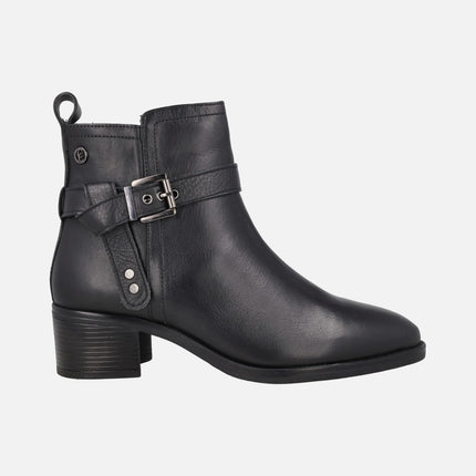 Leather ankle boots with buckle detail