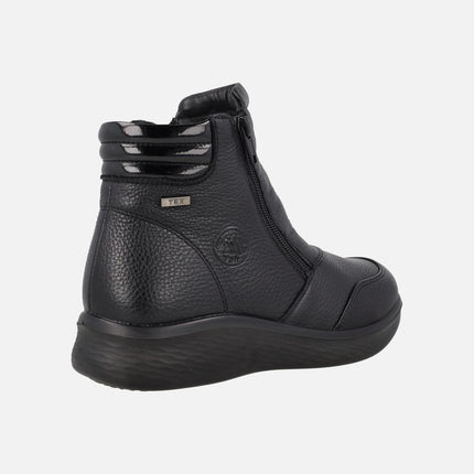Botines negros de piel estilo deportivo con membrana TEX