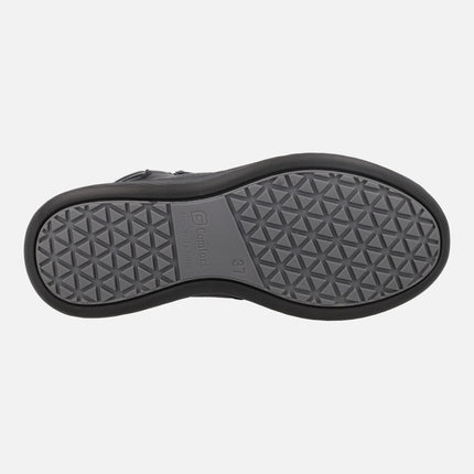Botines negros de piel estilo deportivo con membrana TEX
