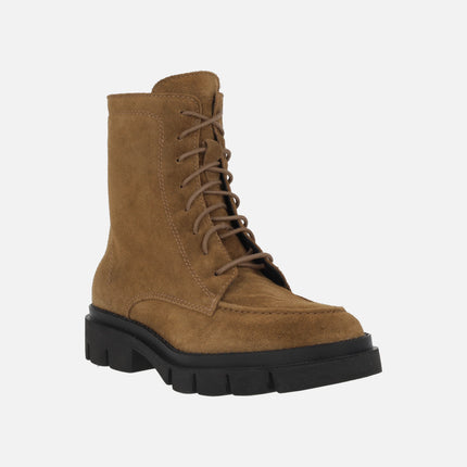 Botines de cordones para mujer en piel serraje con suela track