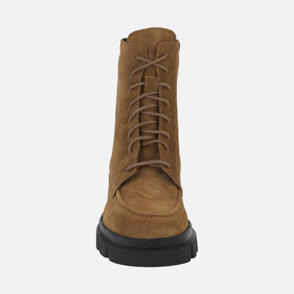 Botines de cordones para mujer en piel serraje con suela track