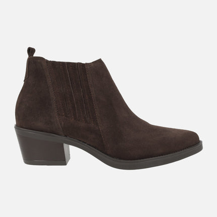 Botines chelsea de tacón estilo cowboy