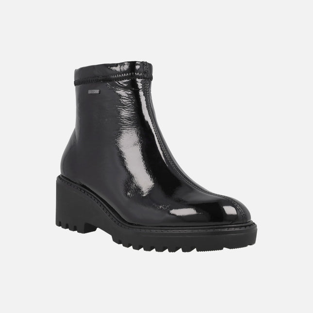 Black wedged ankle boots with V-DRY membrane in patent leather effect fabric