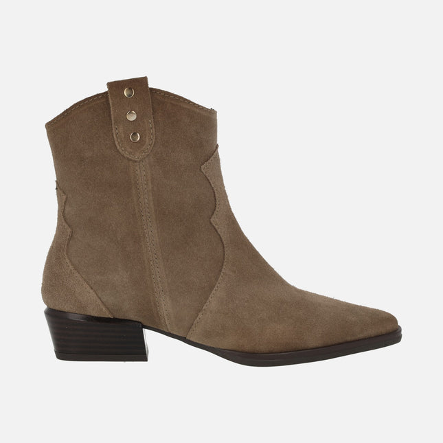 Cowboy style ankle boots in taupe suede
