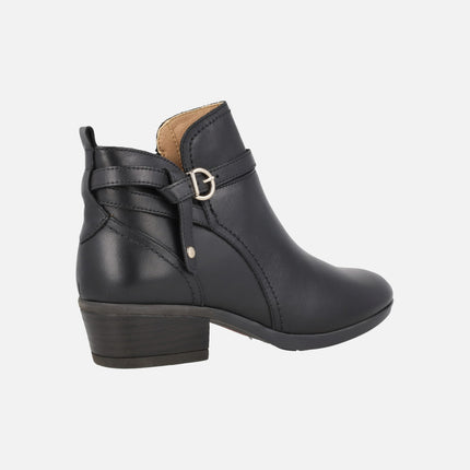 Daroca leather ankle boots with buckled strap detail