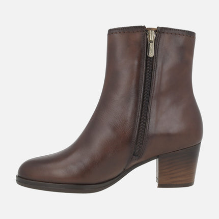 Zamora brown heeled ankle boots with elastic