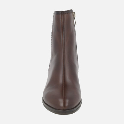 Zamora brown heeled ankle boots with elastic