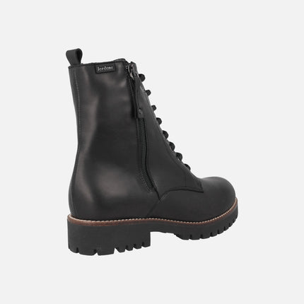 Black leather ankle boots for women with laces and exterior zipper