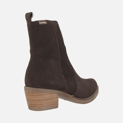 Women's ankle boots in brown suede cowboy style