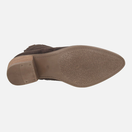Women's ankle boots in brown suede cowboy style
