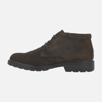 Men's lace-up ankle boots in brown suede with waterproof membrane