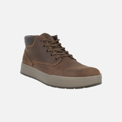 Men's lace-up boots in brown oiled leather with GORE-TEX membrane