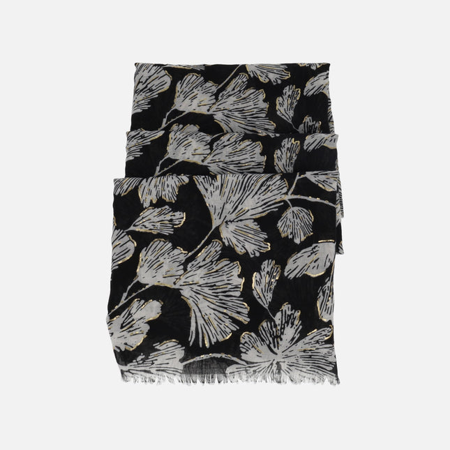 Pañuelos estampados con detalles en dorado