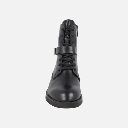 Botines negros de piel con cordones y cremallera
