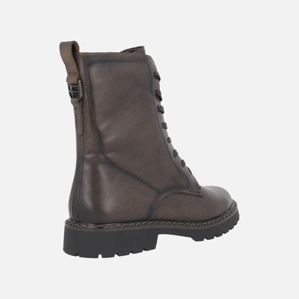 Botines de piel estilo militar con cordones y cremallera