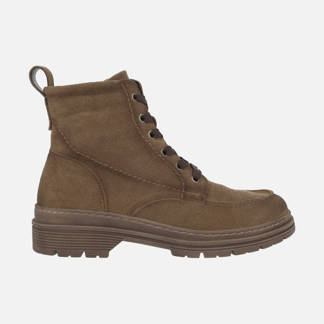 Women's ankle boots in suede leather with laces and zipper