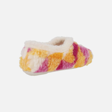Zapatillas de casa cerradas para mujer en tejido borreguillo multicolor