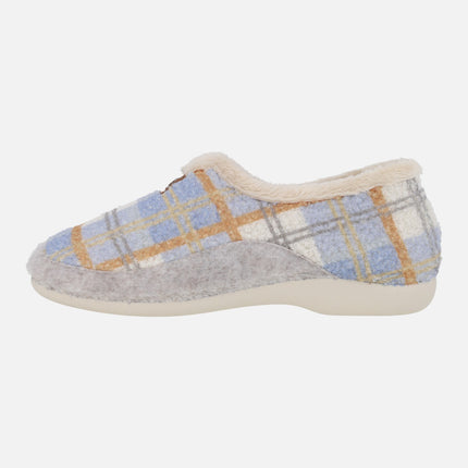 Zapatillas de casa cerradas para mujer en combinado celeste