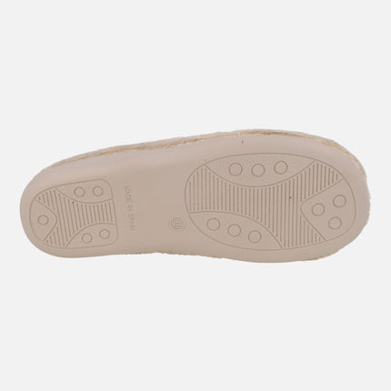 Zapatillas de casa cerradas para mujer en pelo beige con ribete en crudo