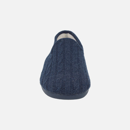 Closed house slippers for men in blue wool with sheepskin lining