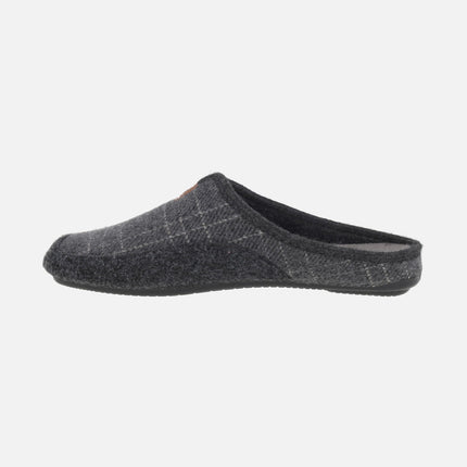 Barefoot house slippers for men in gray combination