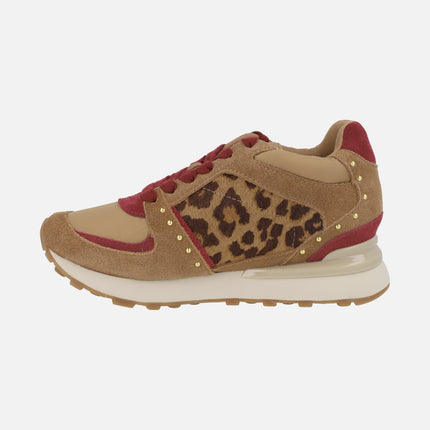 Zapatillas deportivas con cuña interior en combinado animal print