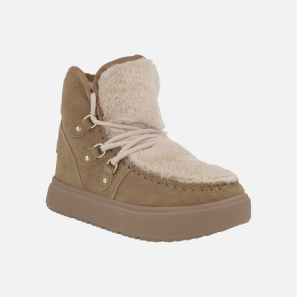 Camel suede boots with beige fur upper