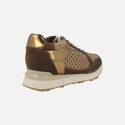 Sports sneakers with inner wedge in a combination of metallic and brown