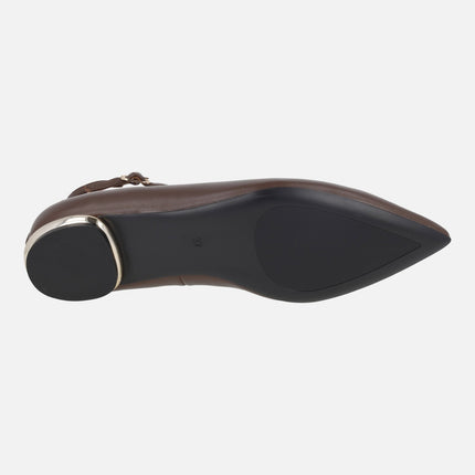 Leather ballerinas with strap crossing the instep and gold studs
