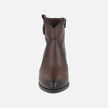 Botines de tacón para mujer en piel con puntera afilada estilo cowboy