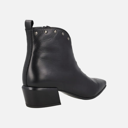 SILVIA ankle boots in black leather with silver studs