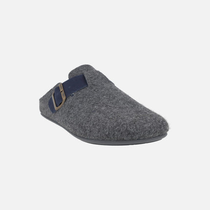 Men's clog-style house slippers in a charcoal gray combination