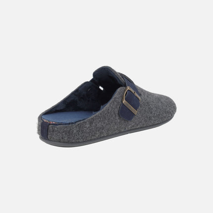 Men's clog-style house slippers in a charcoal gray combination
