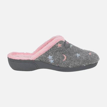 Open heel house slippers for women in gray with moon and star detail
